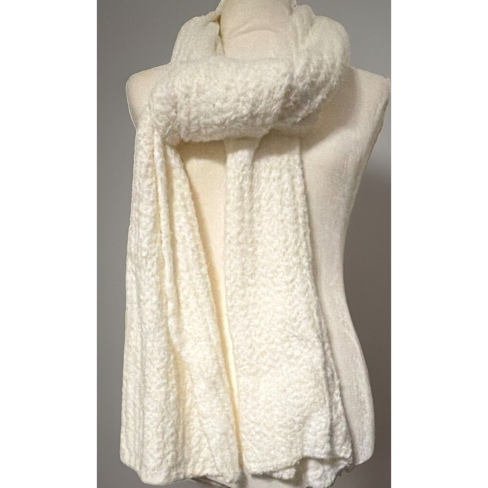 Absolutely Women's White Knit Scarf Solid Nylon One Size Made in USA NWOT